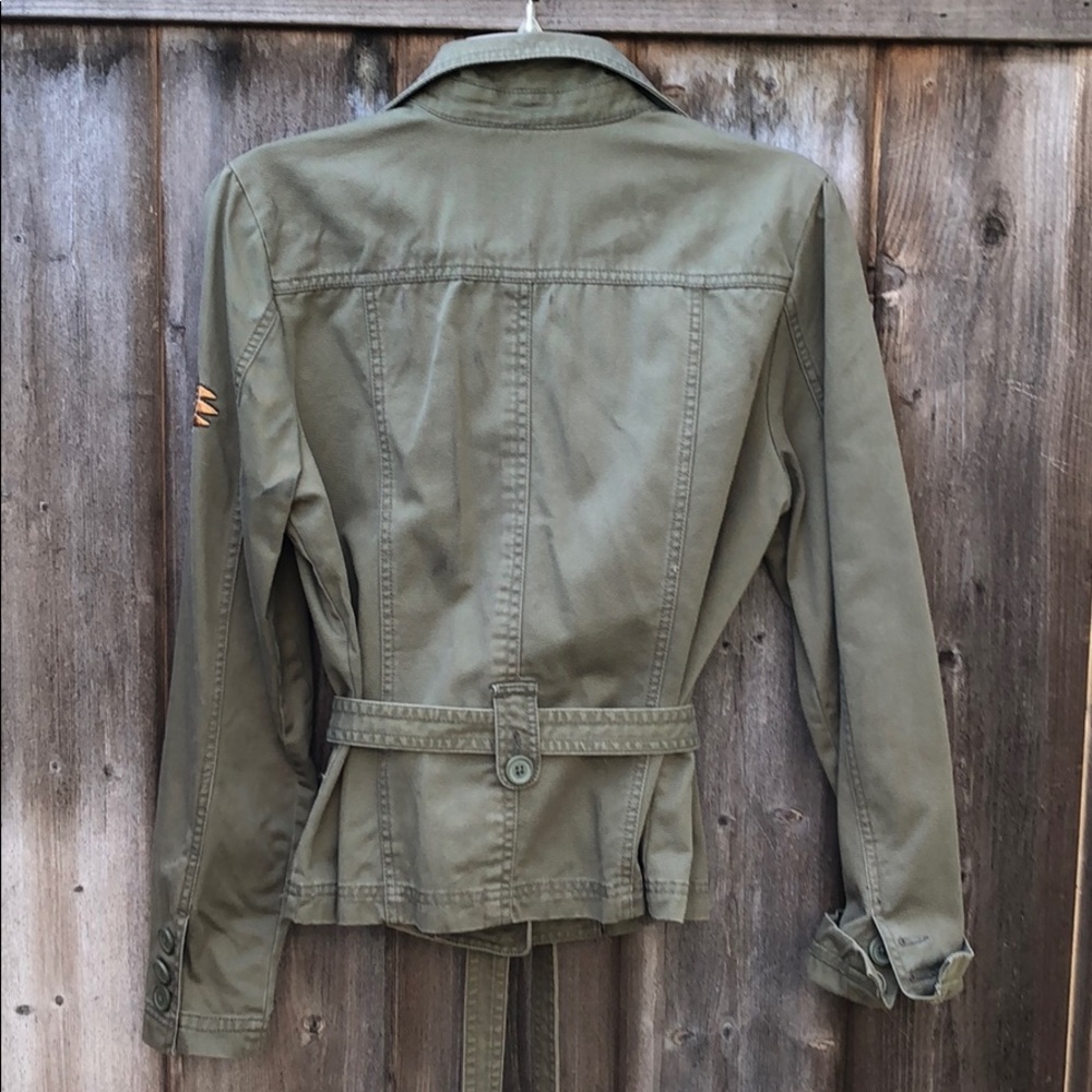 Jacket - Picture 4 of 6